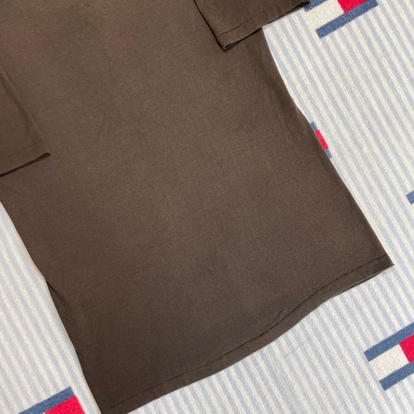 Vintage Hershey’s Chocolate short sleeve tee shirt - Picture 9 of 10